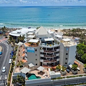 One-Bedroom Apartment Top Floor Ocean View